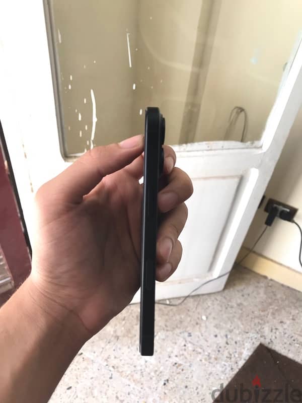 iPhone 16 1