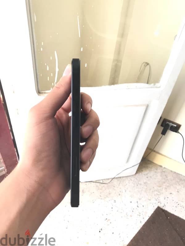 iPhone 16 3