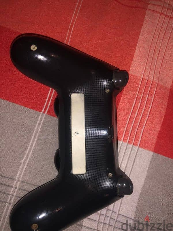 Playstation 4 slim 4