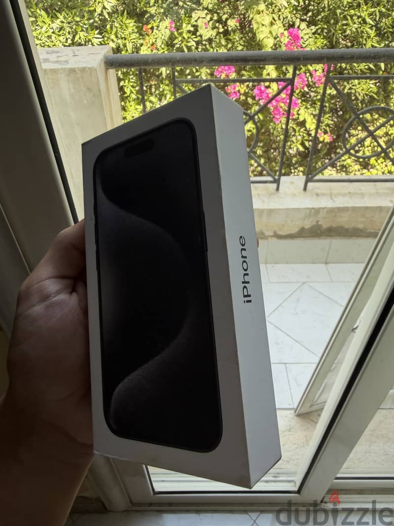 Apple - iPhone 15 Pro 256GB 5