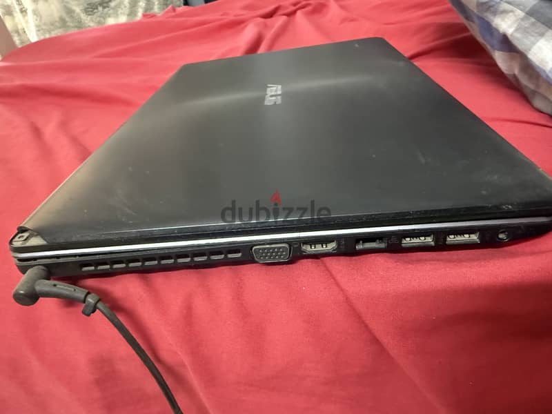 ASUS Laptop 3