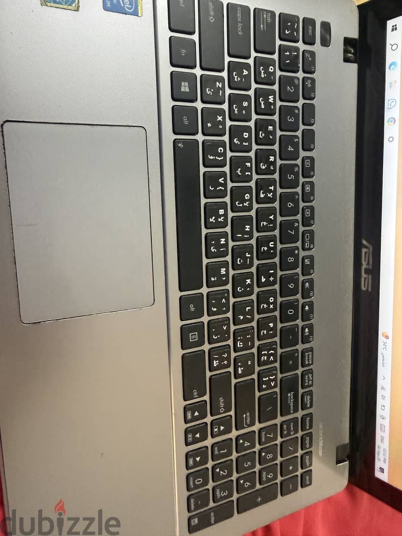 ASUS Laptop 4