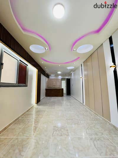 شقه في الإسكندرية العجمي شاطي النخيل عاشر عماره من البحر بجوار مجمع الخدمات العامة