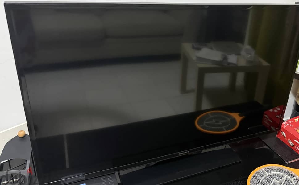 Samsung 46 inch screen smart 2
