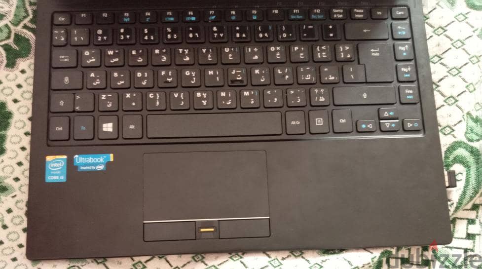 لاب acer للبيع 3