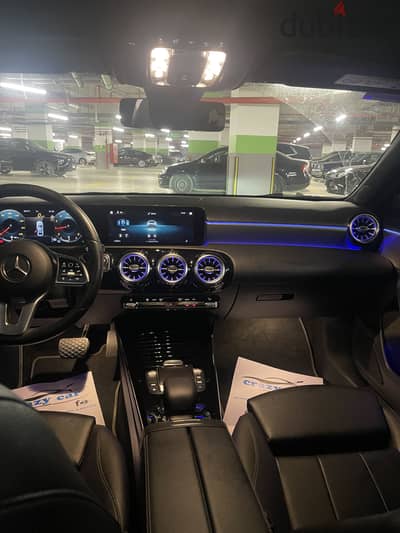 Mercedes-Benz A180 2021