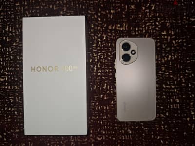 Honor 400 للبدل
