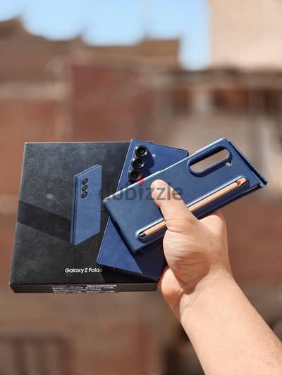 Samsung Z Fold X6 كسر زيرو معفي ضريبه لون أزرق للبيع خربيش فالفريم