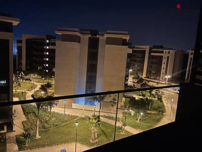 فرصة للسكن والاستثمار بمدينتي استوديو 65م في PRIVADO