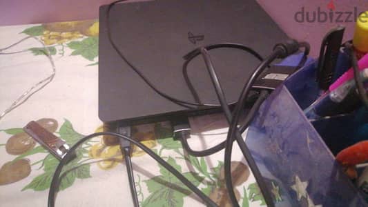 Playstation 4 slim