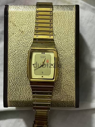 Citizen quartz vintage luxury بالبوكس