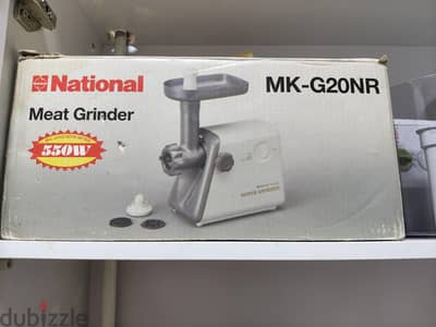 meat grinder  مفرمة لحمه استعمال بسيط و نظيفة جدا
