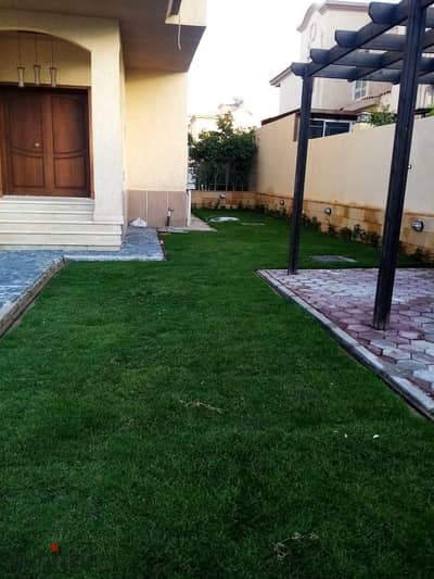 Vacant 4-bedroom villa for rent in Al Rehab; first-time occupancy.