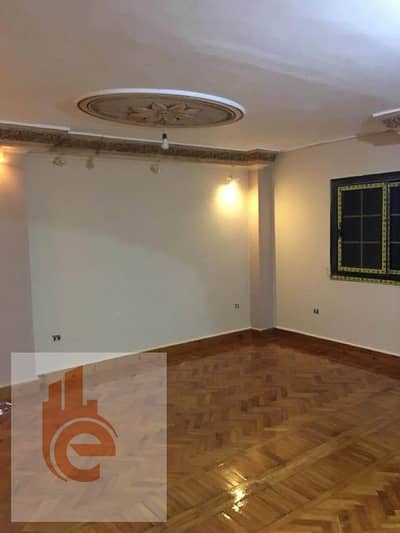 Apartment 130 in Smoha / Mustafa Kamel Main Street