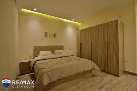 باقل سعر ف الماركت شقه مفروشة للايجار في كمبوند Lake View التجمع الخامس