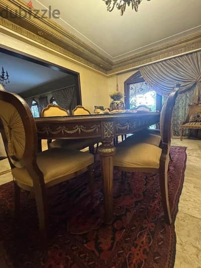 Furniture in Excellent Condition