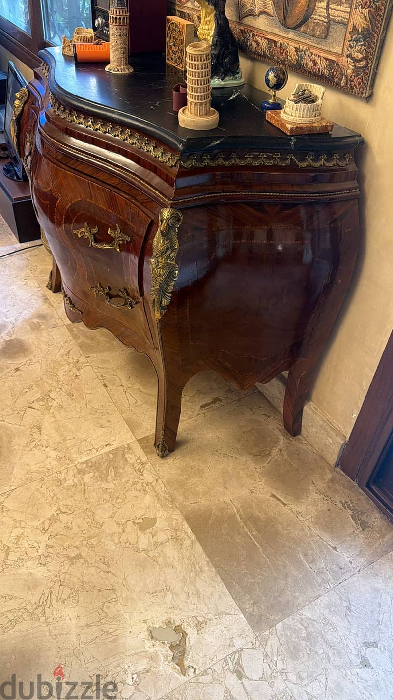Furniture in Excellent Condition 7