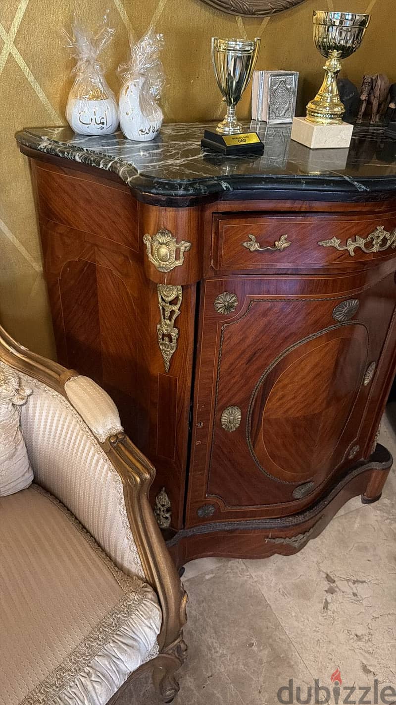 Furniture in Excellent Condition 12