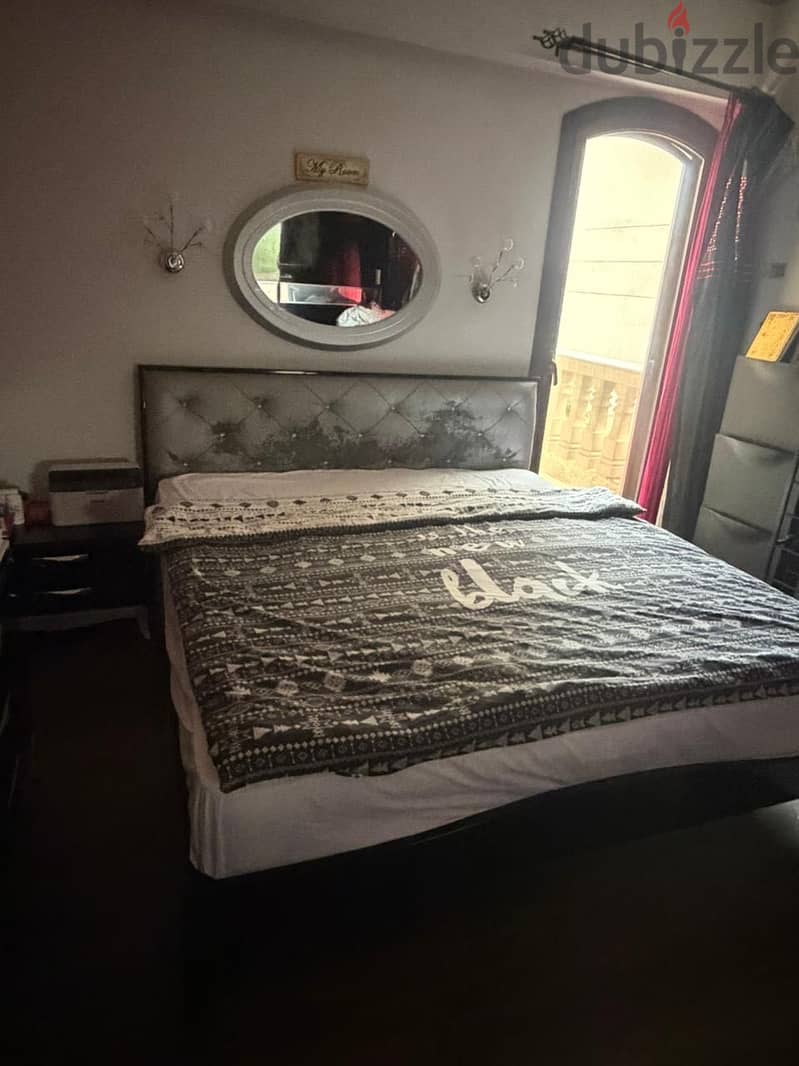Furniture in Excellent Condition 14