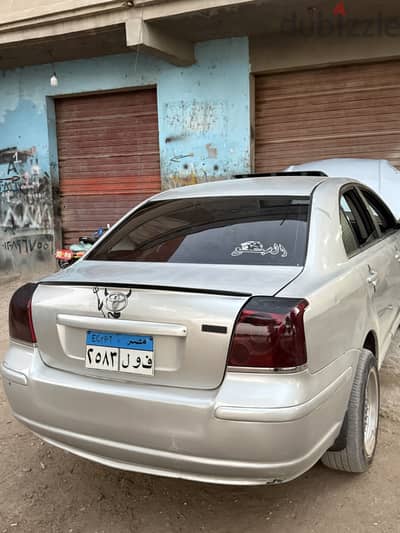 تويوتا أفانزيس 2006