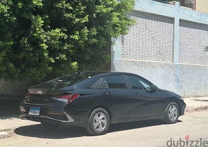 Hyundai Elantra 2024
