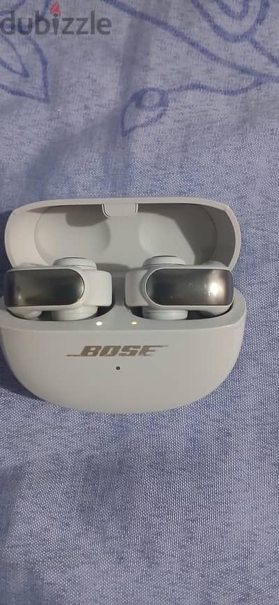 سماعه bose حالتها جيده