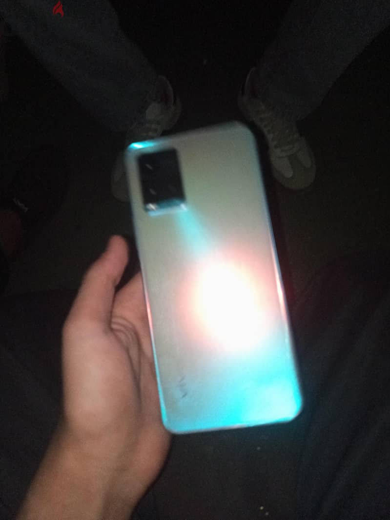 Vivo Y31 19