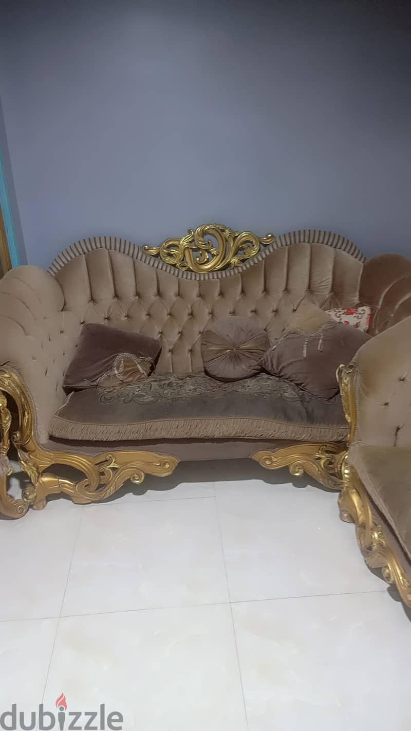 لايوجد 1