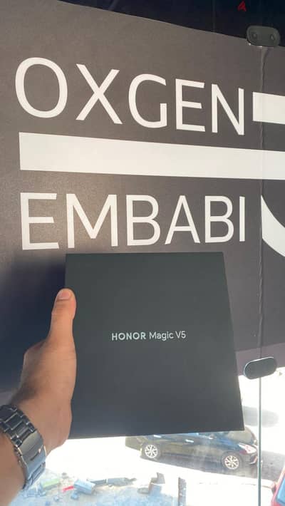 Honor Magic v5