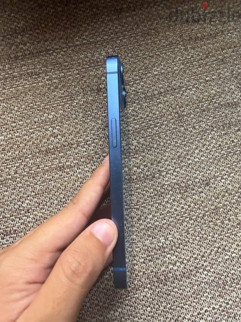 Iphone 13 - 512 gb - 72% Battery 4