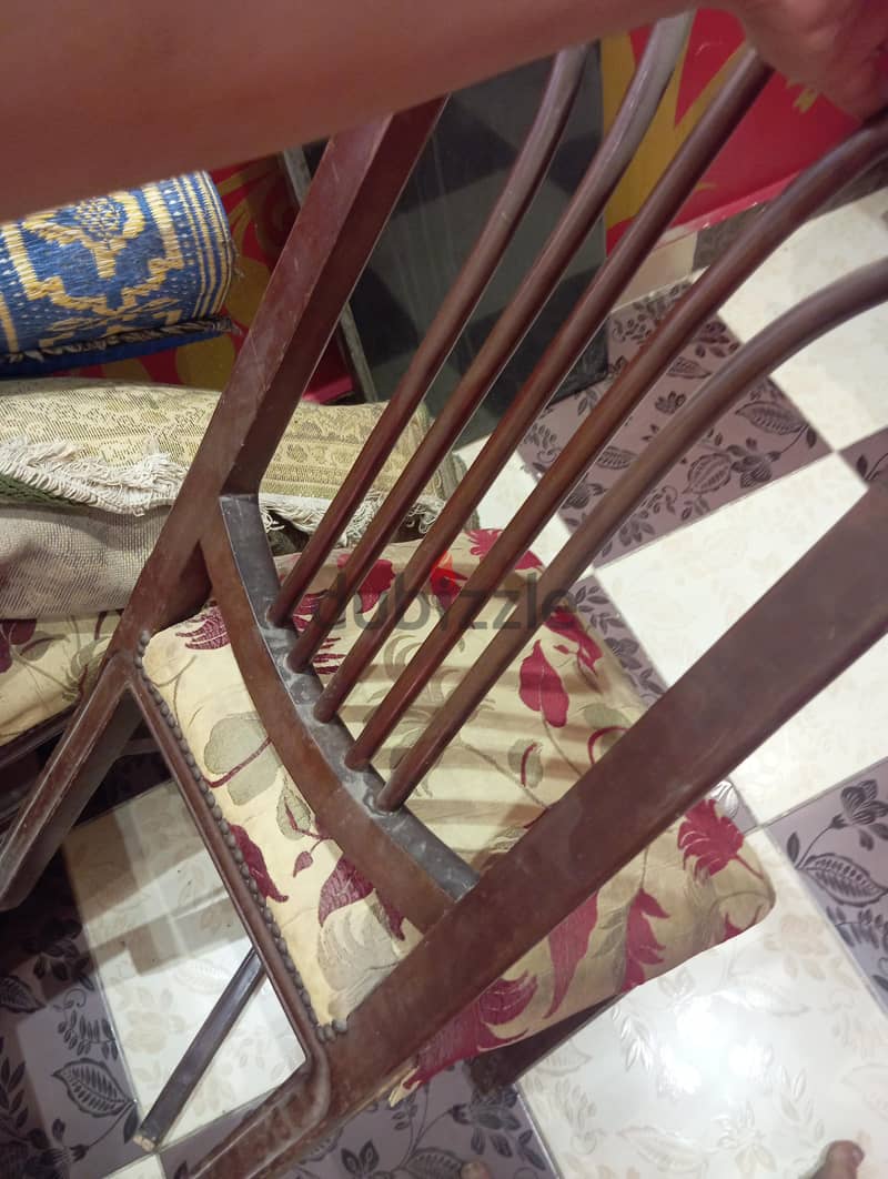 كراسي سفرة 1