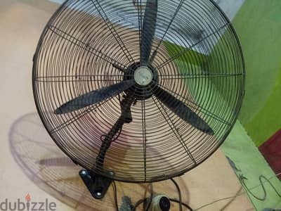 مروحة حديد 28 بوصة حائط