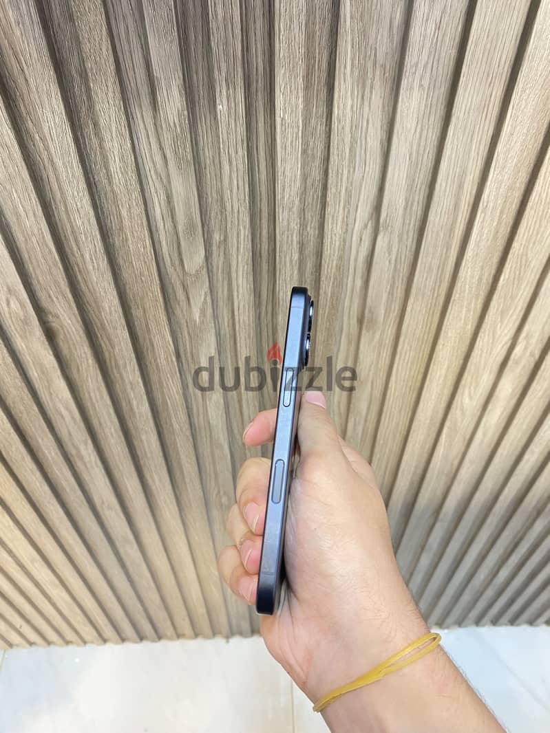 آبل - آيفون 16 1
