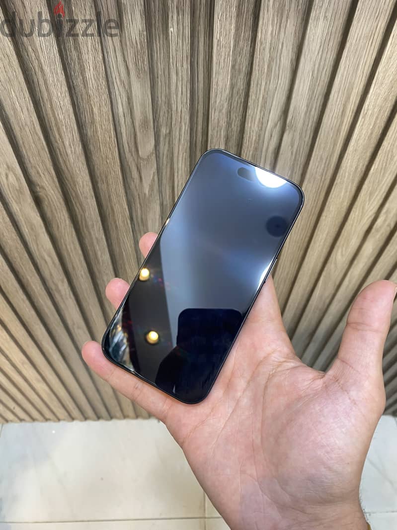 آبل - آيفون 16 3