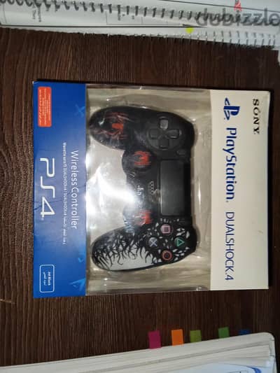 PS4 controller