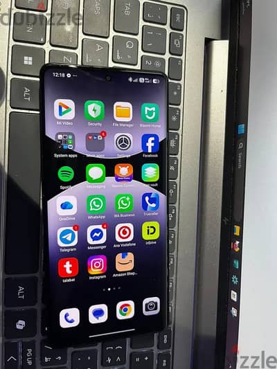 note 14 pro 4g بحاله الجديد معاه العلبه وراس الشاحن بس بدون كابل