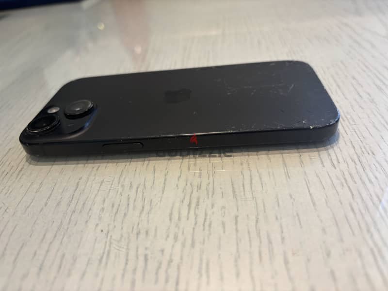 iPhone 15 2