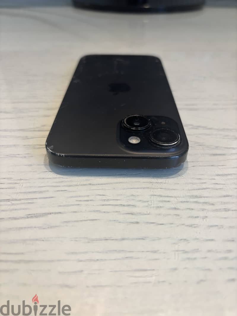 iPhone 15 3