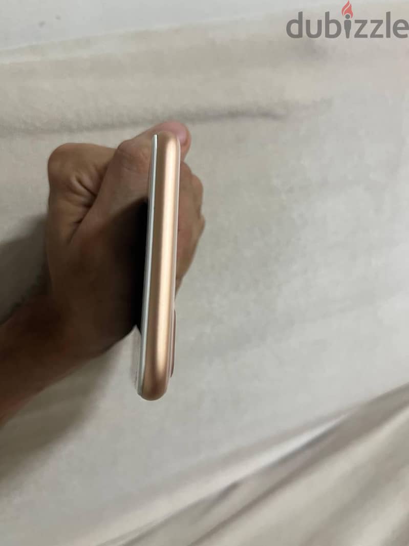 آبل - آيفون 8 بلس 3