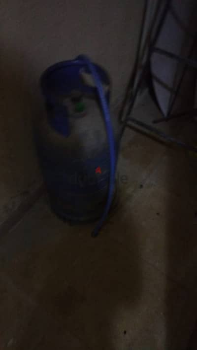 ٢ انبوبة عاز