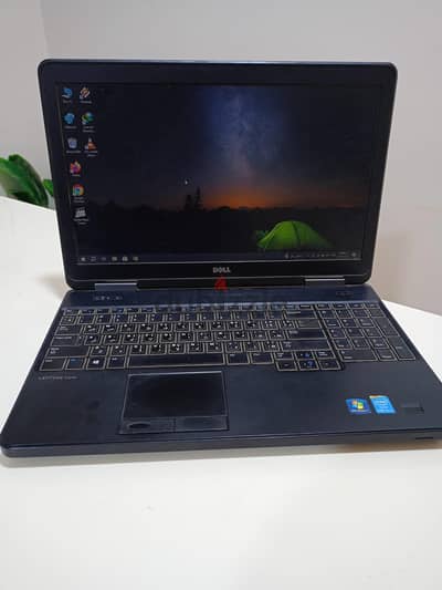 Laptop Dell LATITUDE E5540