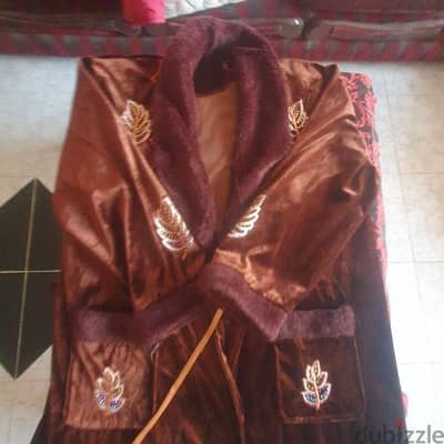 روب شتوي قطيفة ثقيل ممتاز للبيع