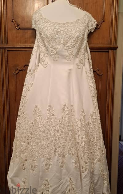 wedding dress size 8