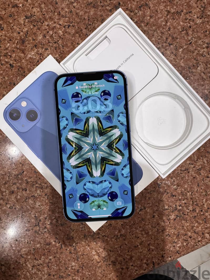 Apple - iPhone 13 8