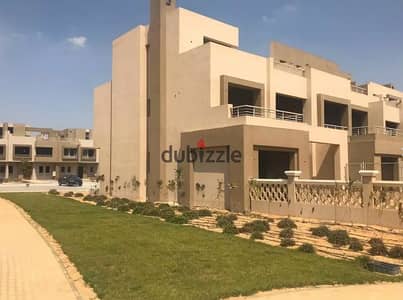 Immediate delivery villa at an attractive price in The Crown Palm Hills, type M, with a distinctive view of the landscape and close to services.