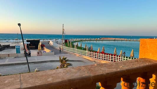 شاليه صف اول بحر و بحيره اقوي فيو في اللوتس علي بحيره و بحر مباشر