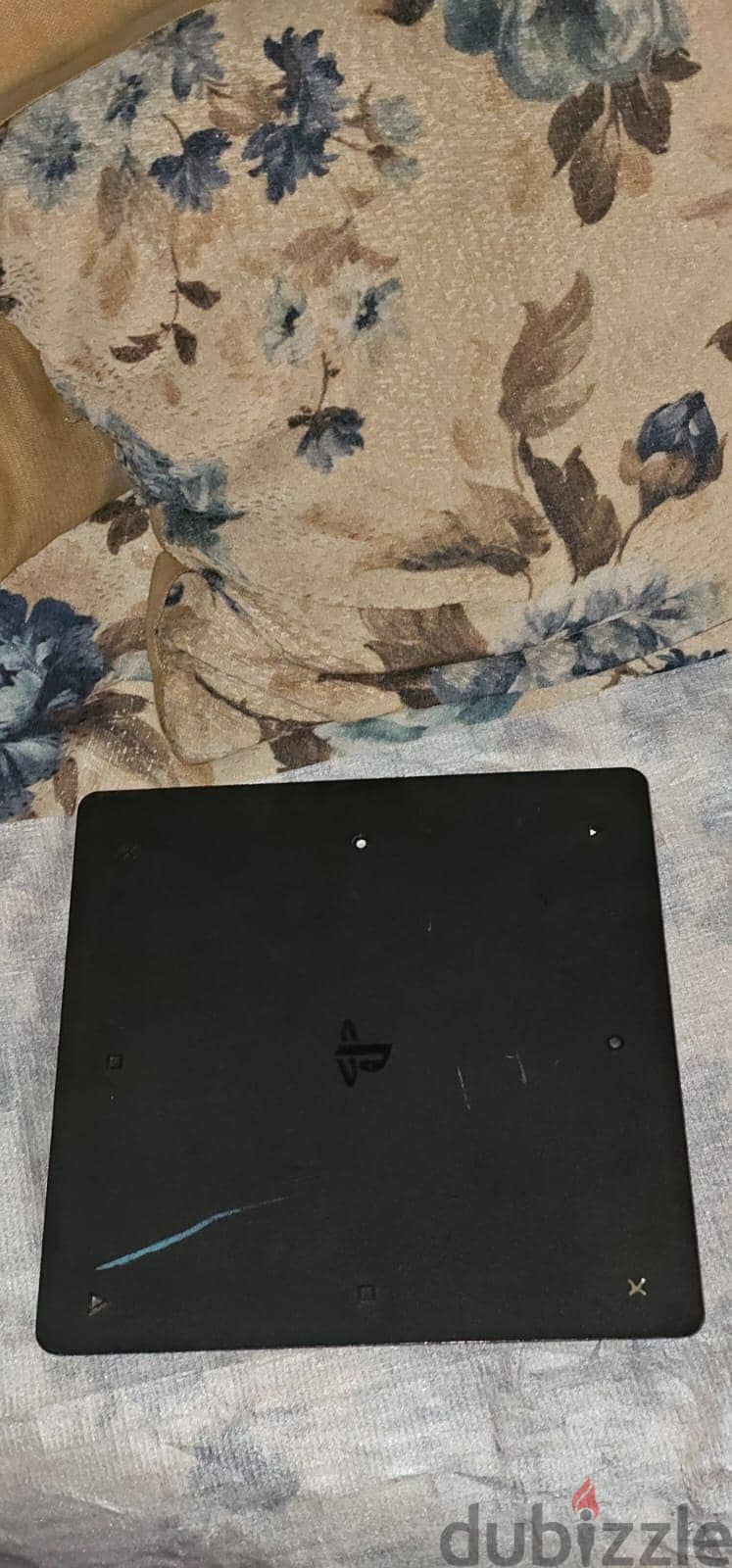 ps4 slim 1