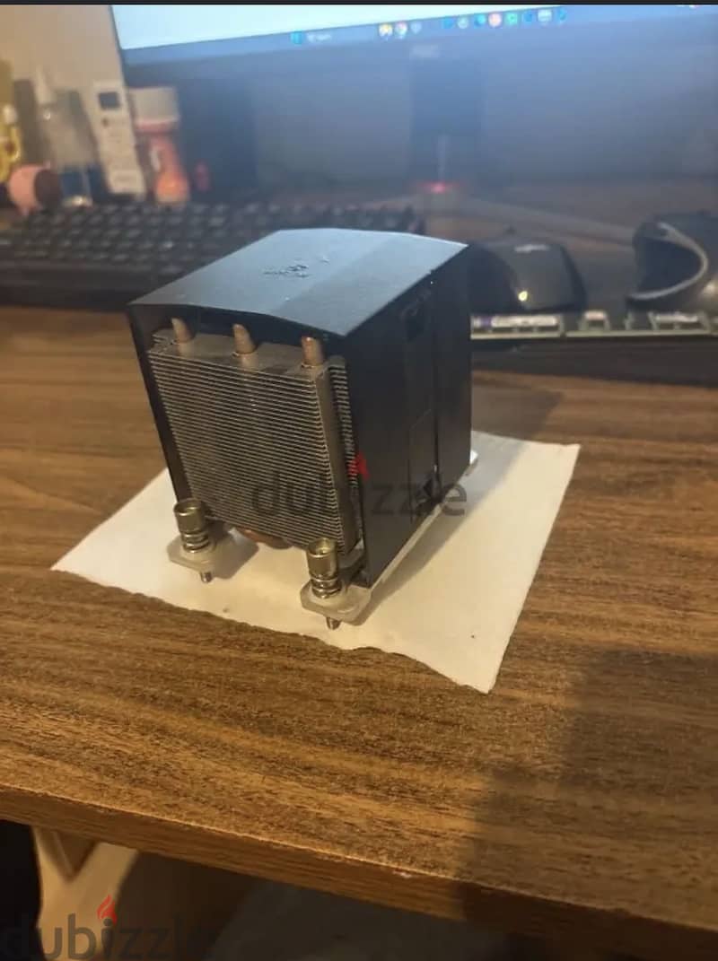 (CPU+Cooler) bundle Intel Xeon E5-1620 v2 (3.7GHz, 4C/8T)- LGA 2011 1