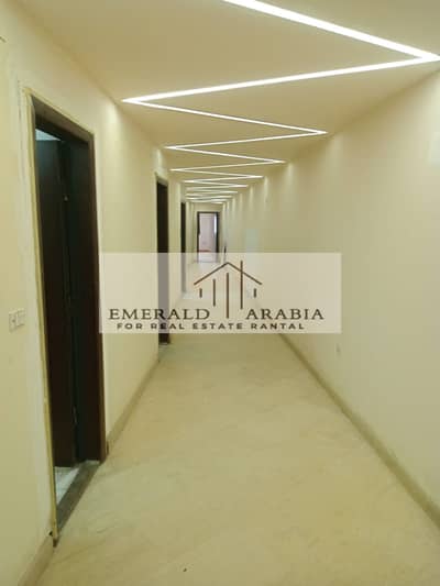 A 500-meter administrative area with a direct view of the Nile, fully equipped, suitable for major companies and institutions.
