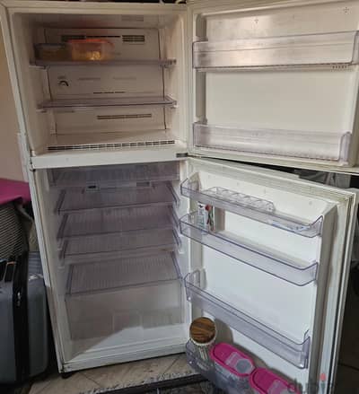 excellent condition refrigerator